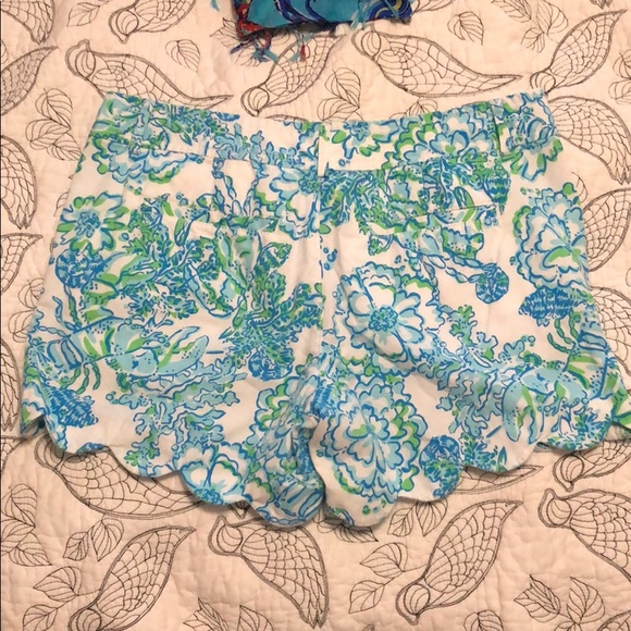 Lilly Pulitzer Buttercup short in Northeast Hahbah - Picture 3 of 4